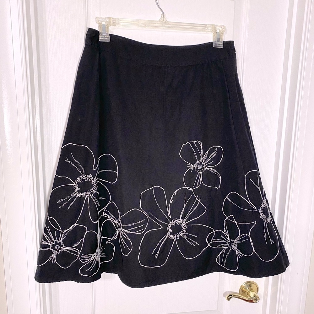 Liz Claiborne Embroidered Floral Drop Waist A-Line Midi Skirt Black Size 12